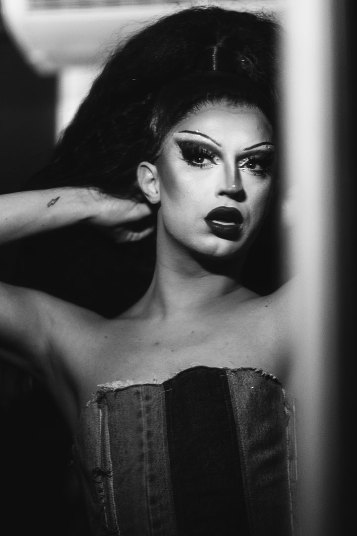 Rox Monroe — drag queen portrait, studio photography Rotterdam 2025 — Luca van Ruiten